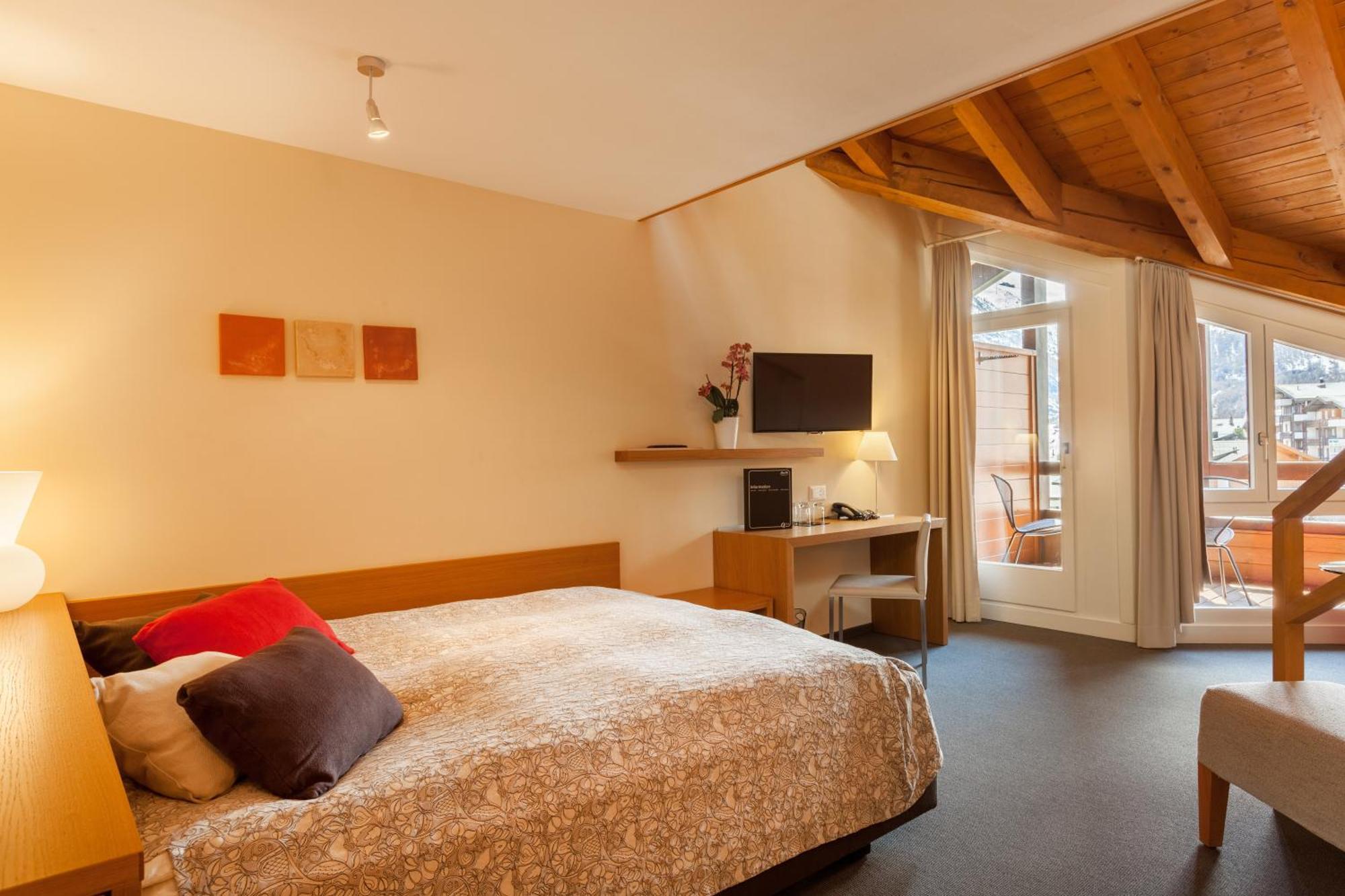 Superior Family Suite with balcony,1498737559:JPEG